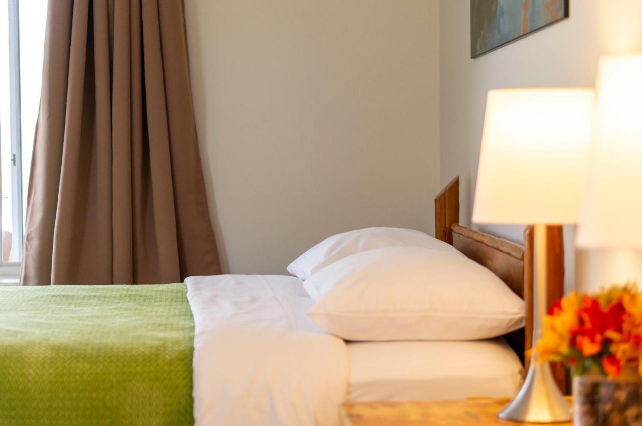 Wayside Motel Manitoulin Manitowaning Ngoại thất bức ảnh