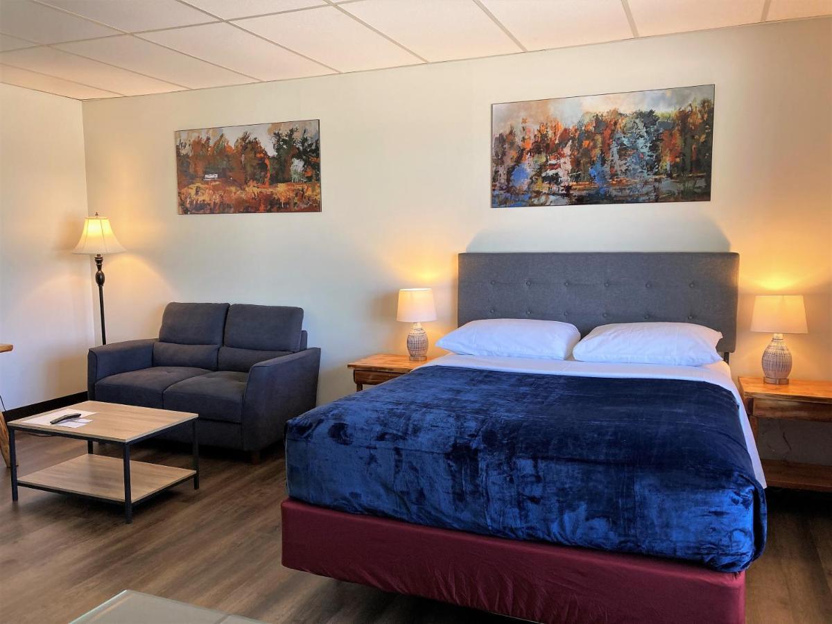Wayside Motel Manitoulin Manitowaning Ngoại thất bức ảnh